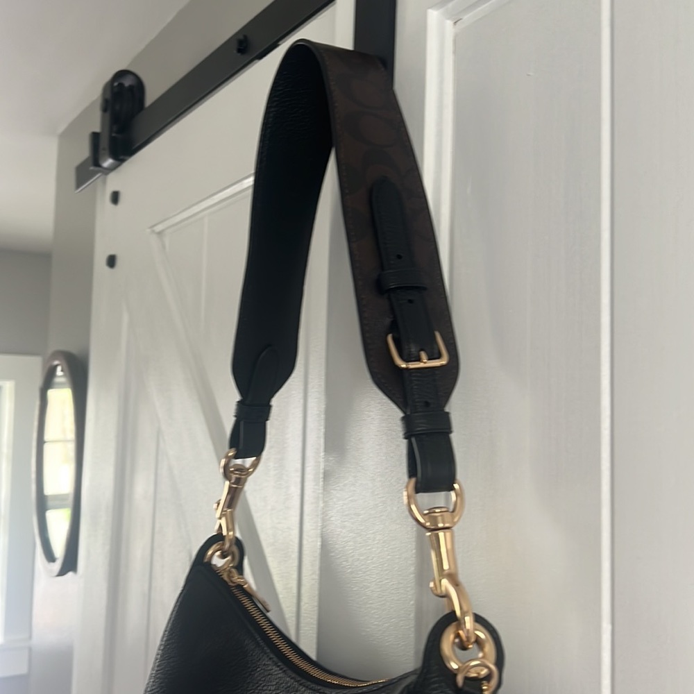 Coach Handbag - Picture 4 of 10